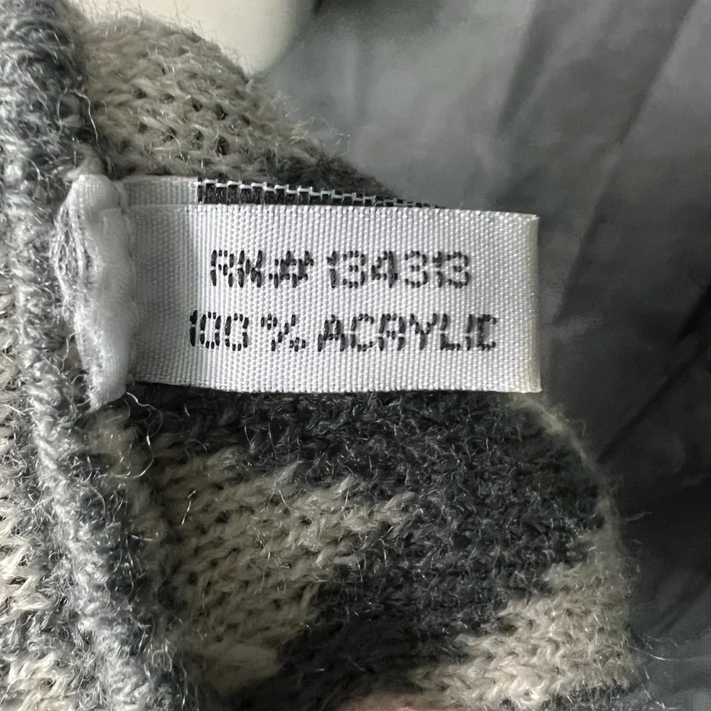 Gray & Cream Chevron Pattern Infinity Scarf